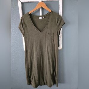 GAP Olive Green V-Neck Pocket T-Shirt Dress - Short Sleeve Medium